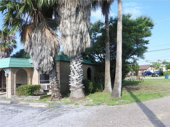 2667 Main St, Ingleside, TX 78362